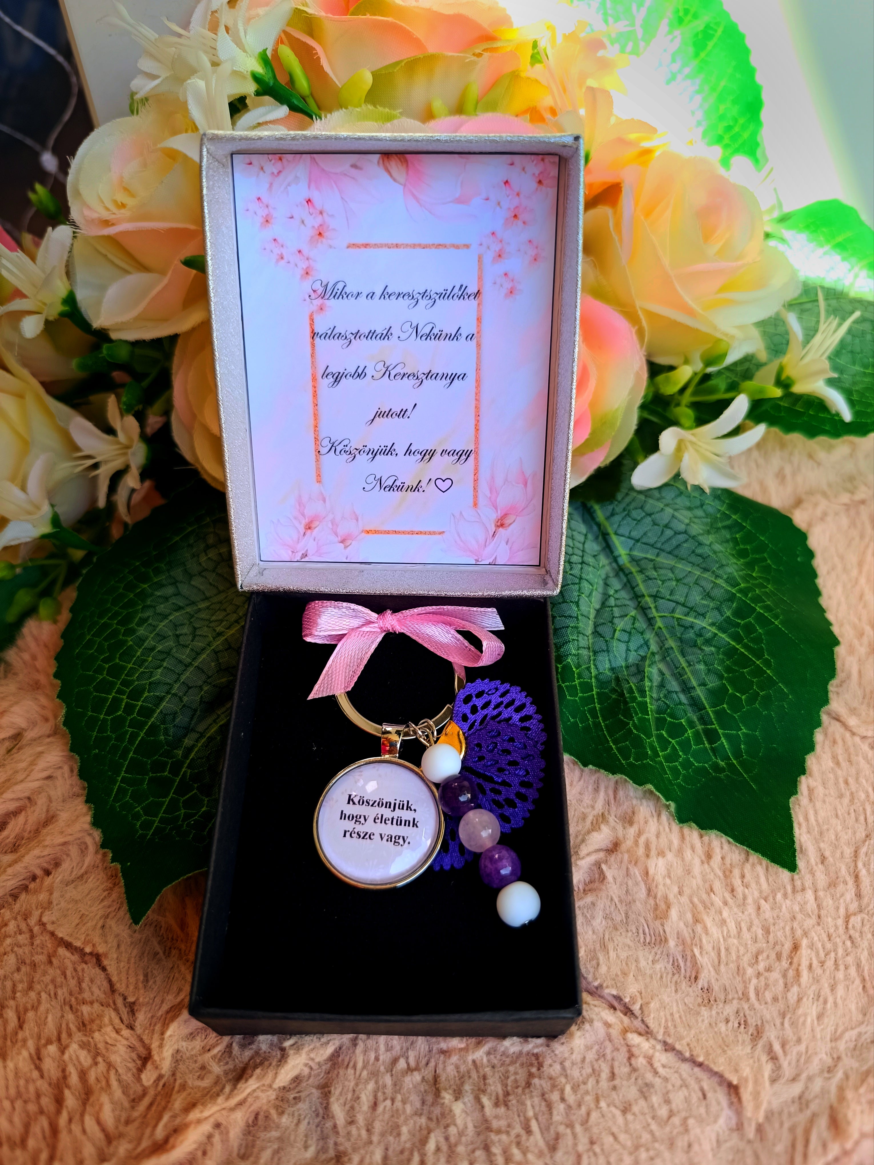 Ajándék keresztanyukáknak kulcstartó